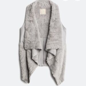Laurie faux fur vest gray size medium new with tags